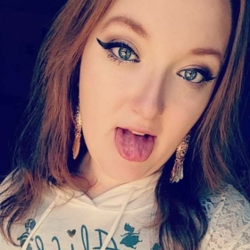 XxDezzymoonxX