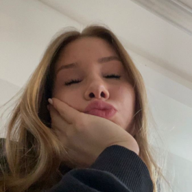 Lily256