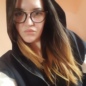 AnnemarieA