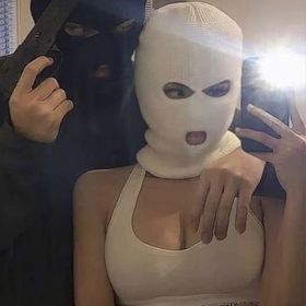 Strange_Girl