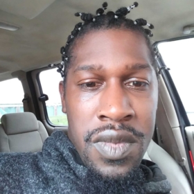 kingneedsaqueen