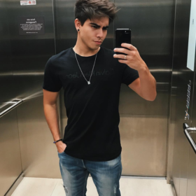 ariesrivas