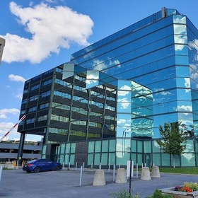 AdultBeingEntrtained