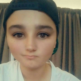 CHLOEHUGHES00