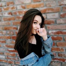 LauraNG