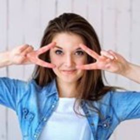 mia_sathertwite