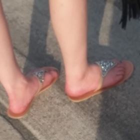 Feetworshiper18