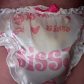 sissy-glenda