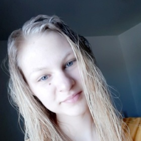 Bluish_eyes