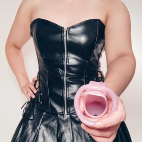 DommeQueenHeather