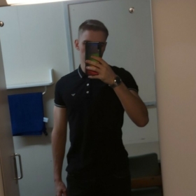 Ryan20001819