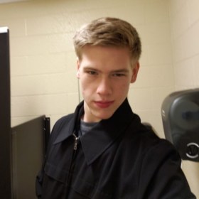 HughQ