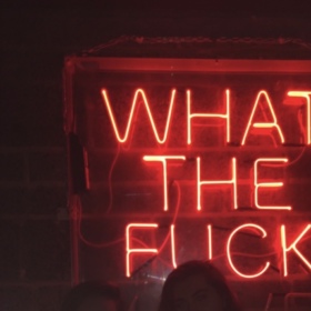 Girl_with_a_question